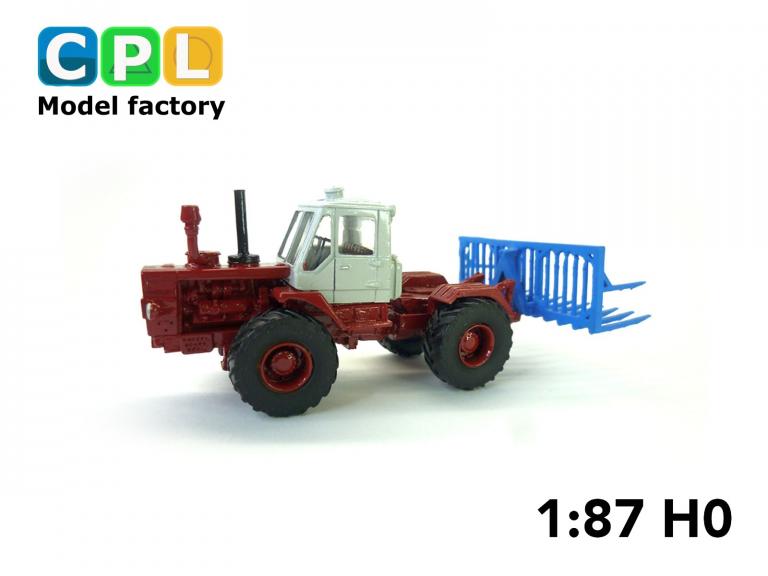 Set Traktor T150K rot weiss ohne Motorverkleidung + Silogabel T301 4m blau